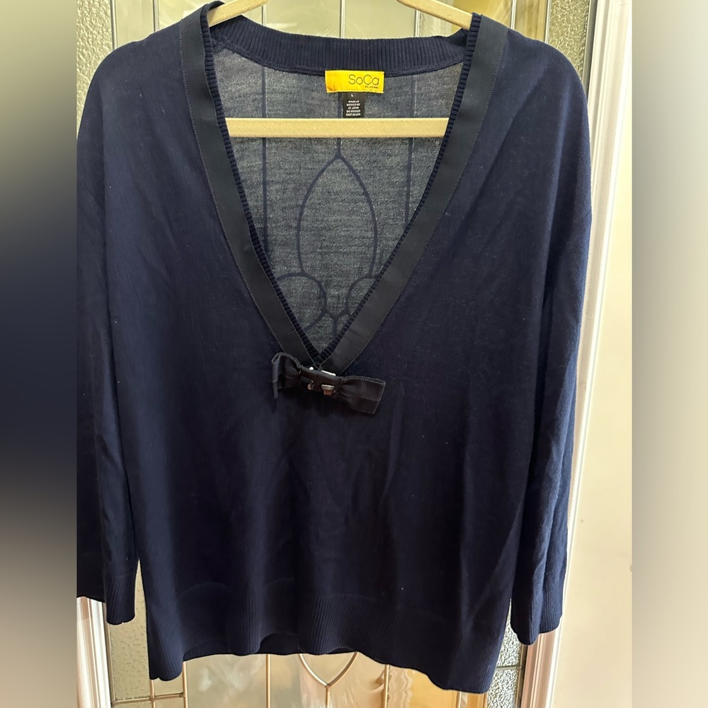 SoCa St. John blouse size L navy blue.